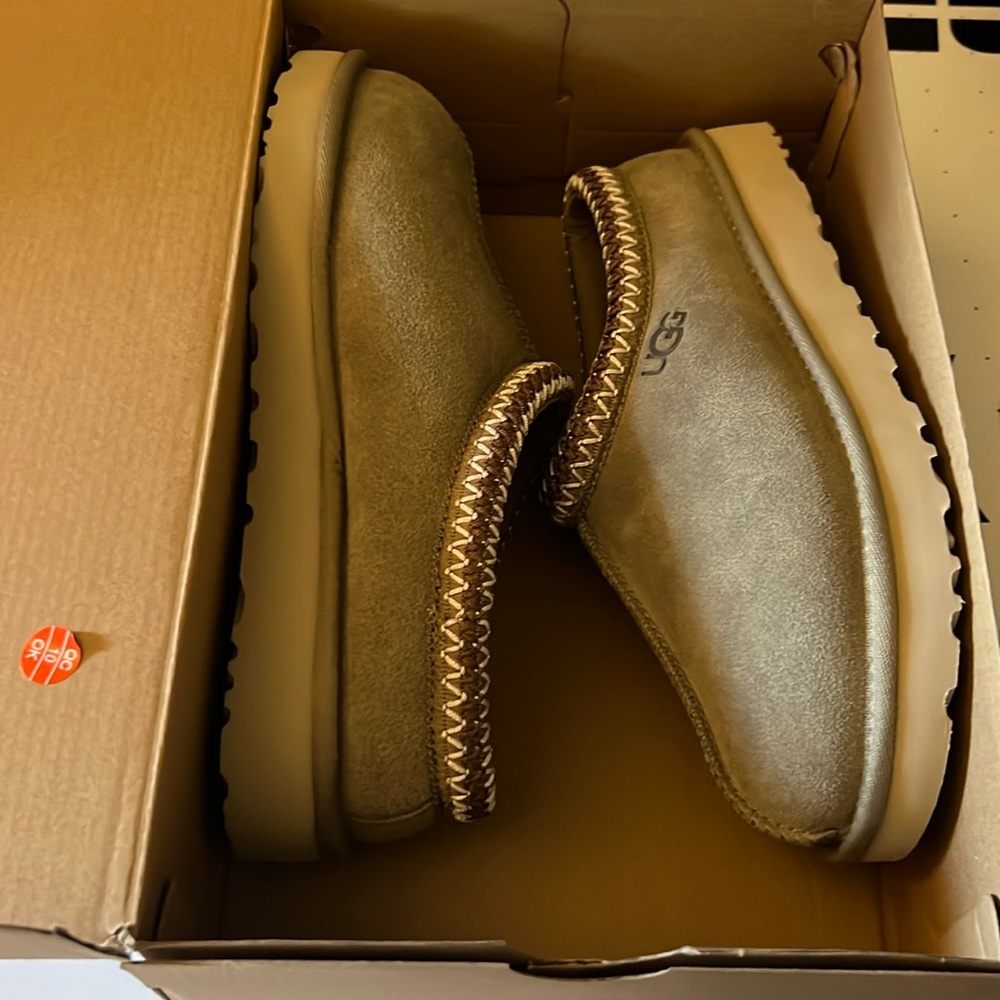 Ugg Tasman